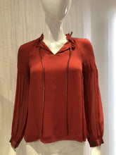 Load image into Gallery viewer, ELAW19-T571-Red-Fi&amp;Co Boutique
