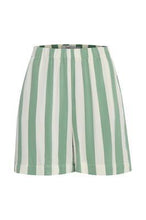 Load image into Gallery viewer, ICHI Ihcatarina Shorts-Malachite Green-Fi&amp;Co Boutique
