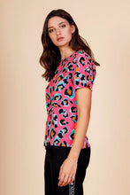 Load image into Gallery viewer, Minueto Pink Leo Top-Pink-Fi&amp;Co Boutique
