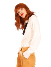 Load image into Gallery viewer, Minueto Secretary Blouse-White-Fi&amp;Co Boutique
