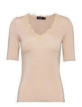 Load image into Gallery viewer, Soaked in Luxury SL clara v-neck-Shifting Sand-Fi&amp;Co Boutique
