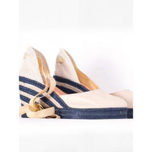 Load image into Gallery viewer, Vilagallo Meggy Shoes-Babaludo Gold-Fi&amp;Co Boutique
