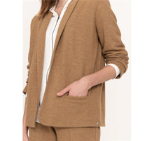 Load image into Gallery viewer, Yerse Nazco Jacket-Camel-Fi&amp;Co Boutique
